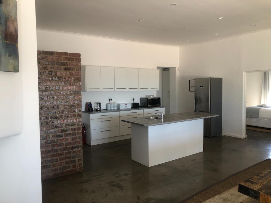6 Bedroom Property for Sale in Westcliff Western Cape